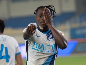 九游体育官方网站-大连人4轮抢9分走出泥潭 强援归队后有望提前保级